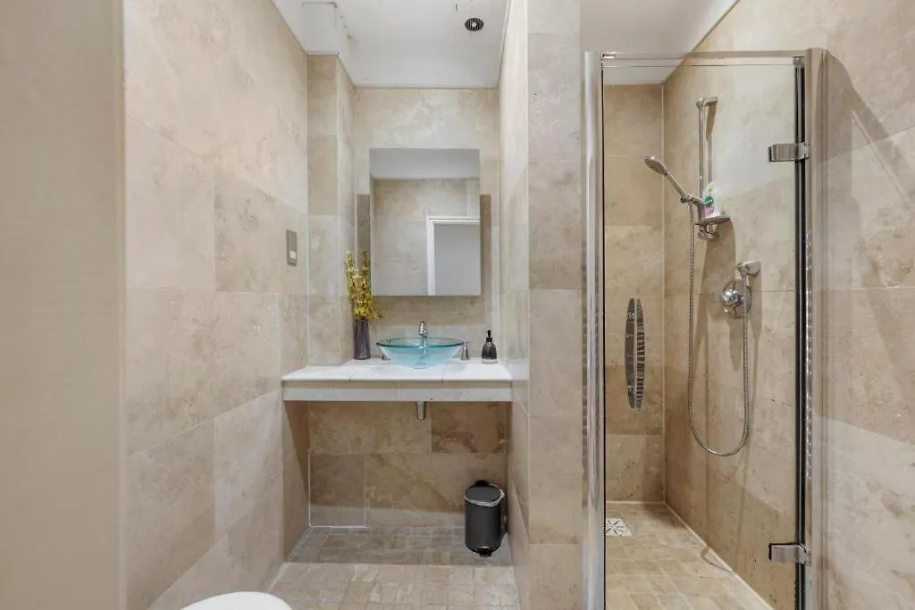 3 Bedroom Townhouse On Harrogate'S Famous Stray